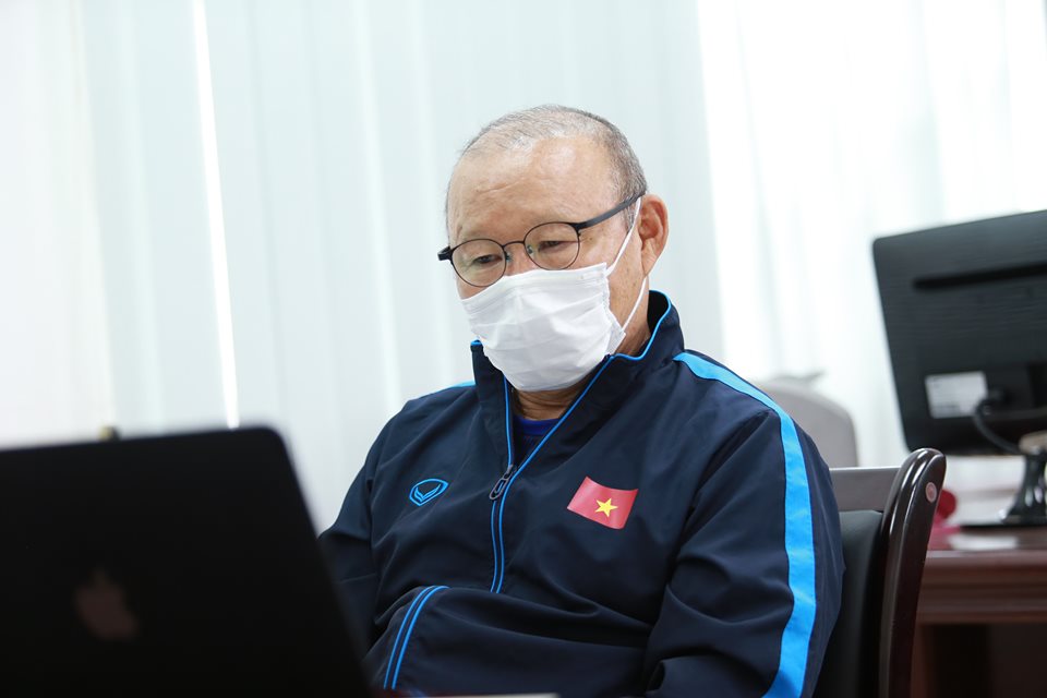HLV Park Hang Seo không kịp hội quân với ĐT Việt Nam