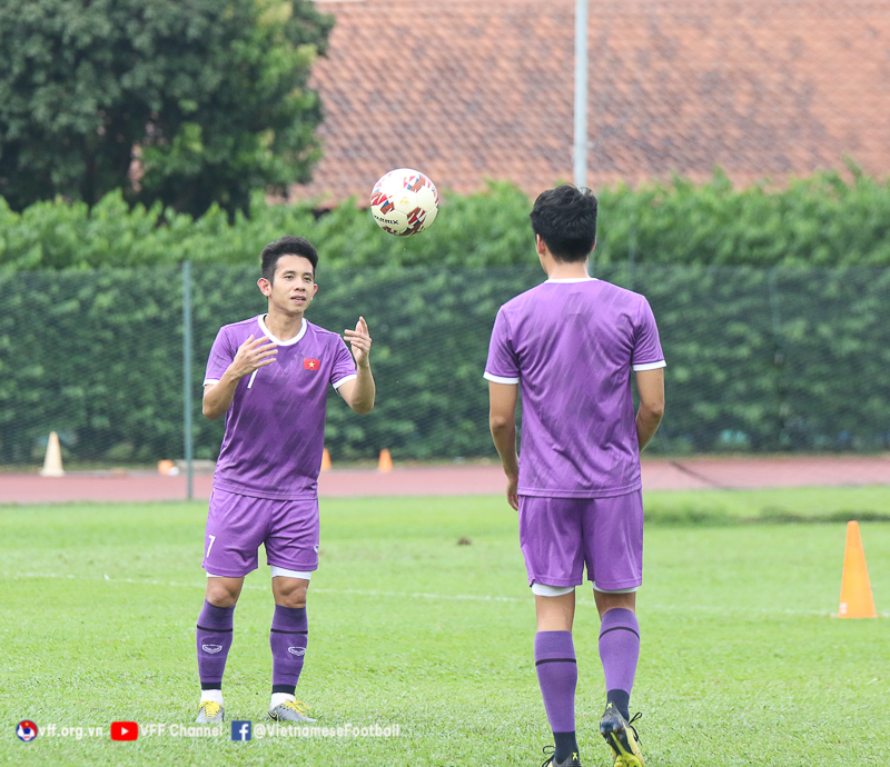 AFF Cup | ĐT Việt Nam sẵn sàng cho trận lượt về với ĐT Thái Lan - Ảnh 17.