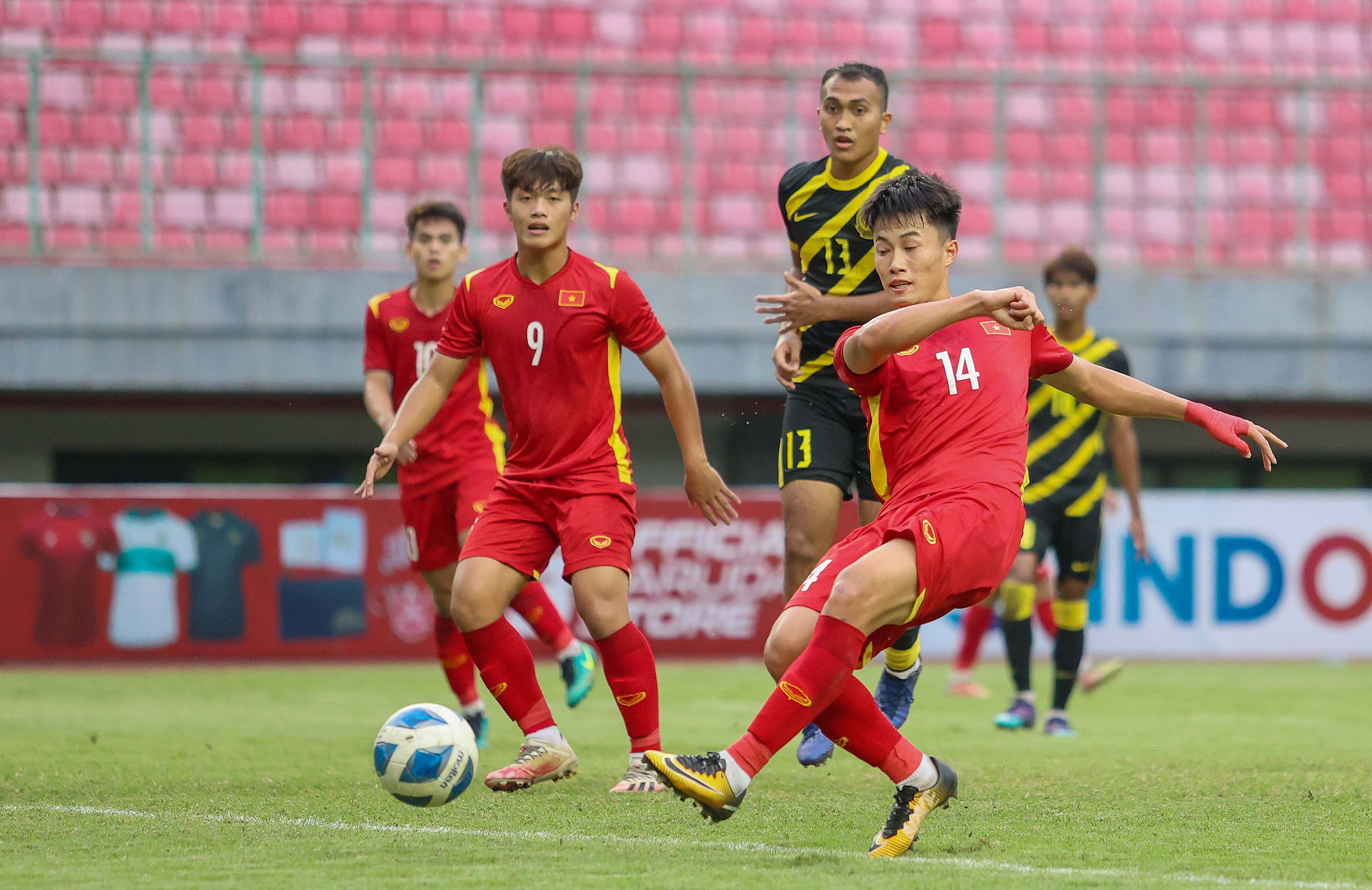 Thua đậm U19 Malaysia, U19 Việt Nam mất vé vào chung kết U19 Đông Nam Á 2022 - Ảnh 6.