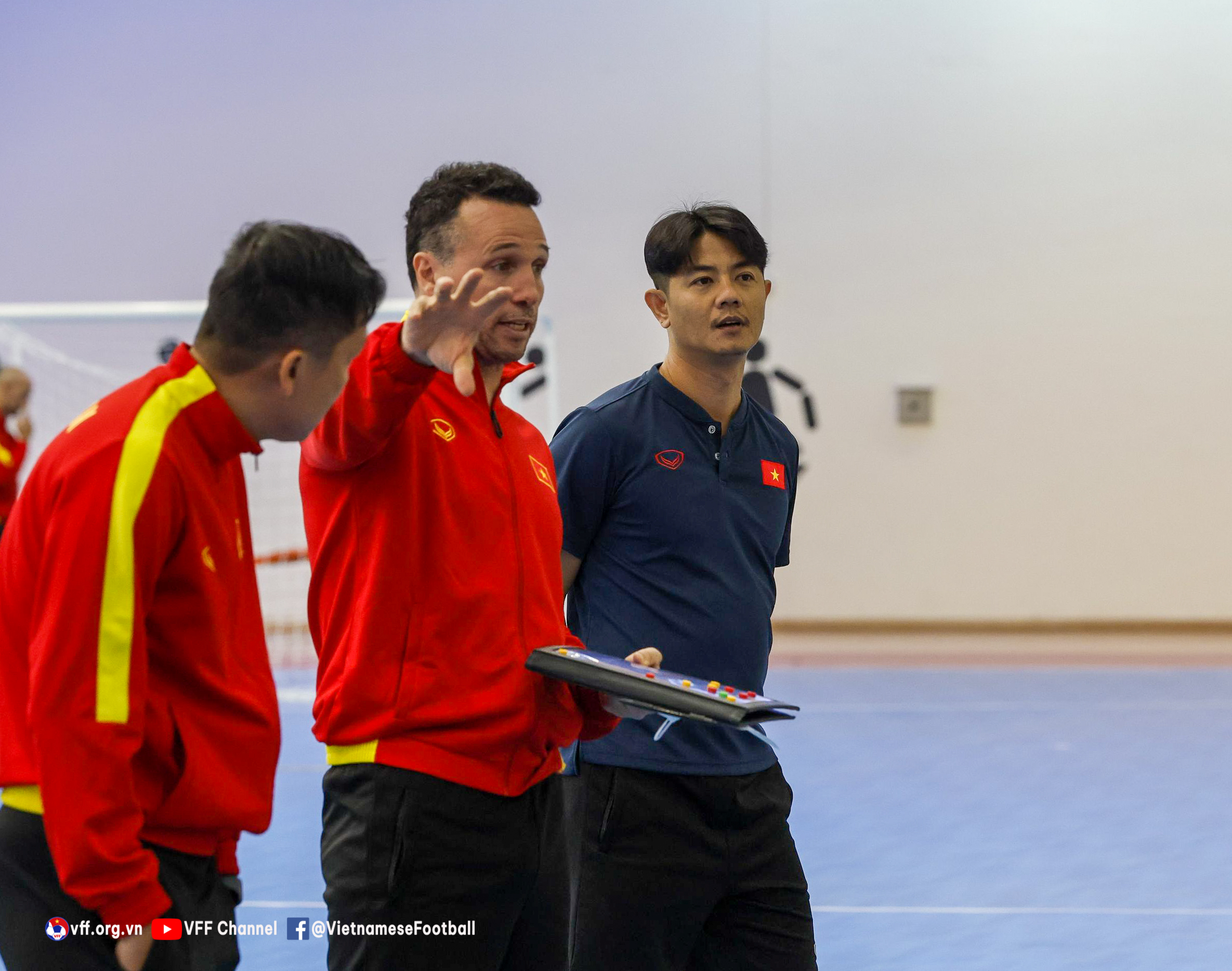 ĐT Việt Nam đẩy cao khối lượng, chọn điểm rơi trước thềm VCK futsal châu Á 2022 - Ảnh 3.