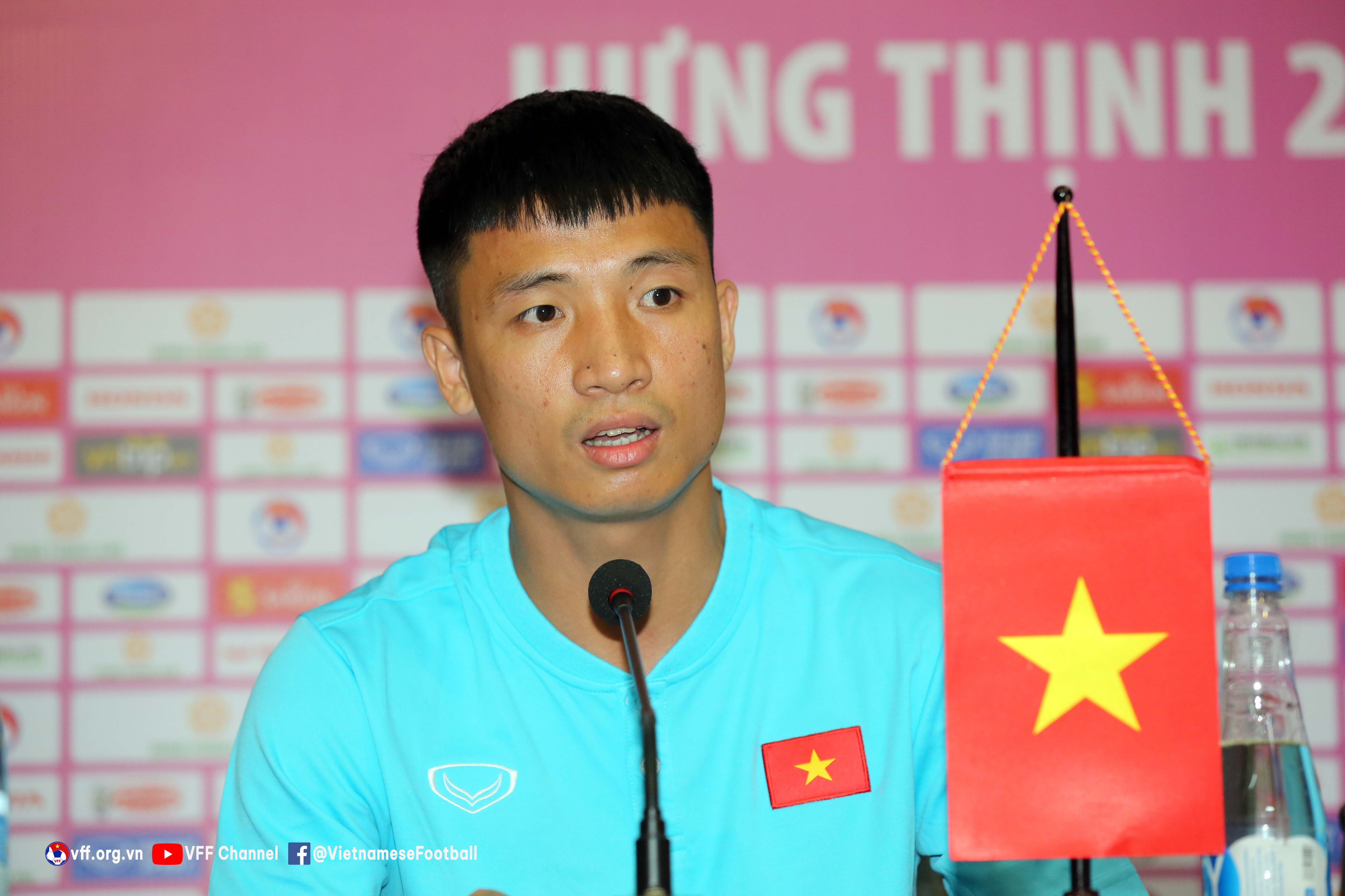 HLV Park Hang-seo chia sẻ chuyện cầu thủ trẻ lên tuyển, tiết lộ Quang Hải có thể về đá AFF Cup - Ảnh 3.