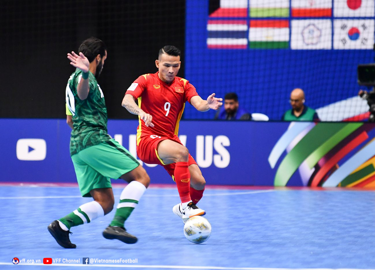 Thắng Ả-rập Xê-út 3-1, ĐT futsal Việt Nam vươn lên đầu bảng - Ảnh 5.