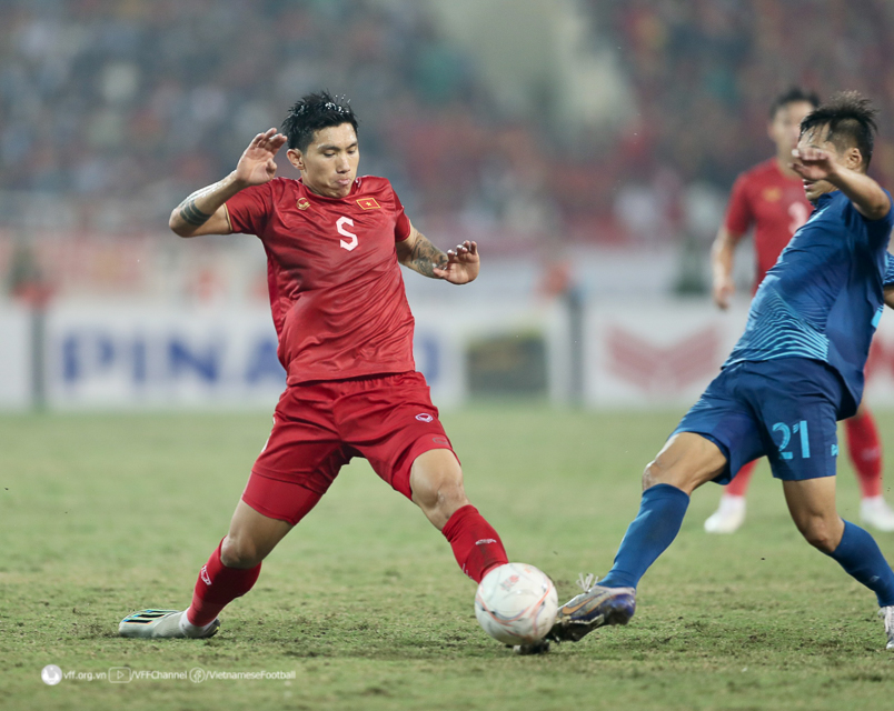 ĐT Việt Nam và ĐT Thái Lan hòa 2-2 trong trận chung kết lượt đi AFF Cup 2022 - Ảnh 4.