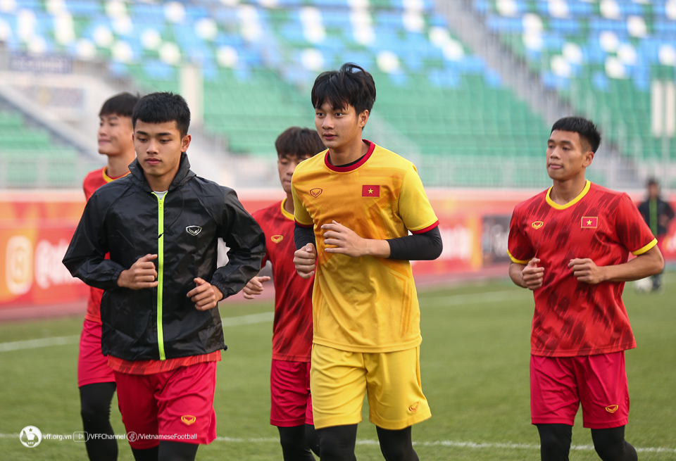 ĐT U20 Việt Nam tập hồi phục, tích cực chuẩn bị cho trận kế tiếp gặp U20 Iran - Ảnh 7.