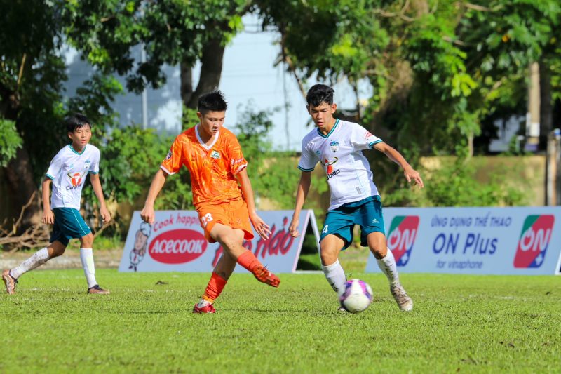 VFF - VCK giải VĐ U15 Quốc gia – cúp Acecook 2023: Hà Nội, PVF vượt qua  vòng bảng