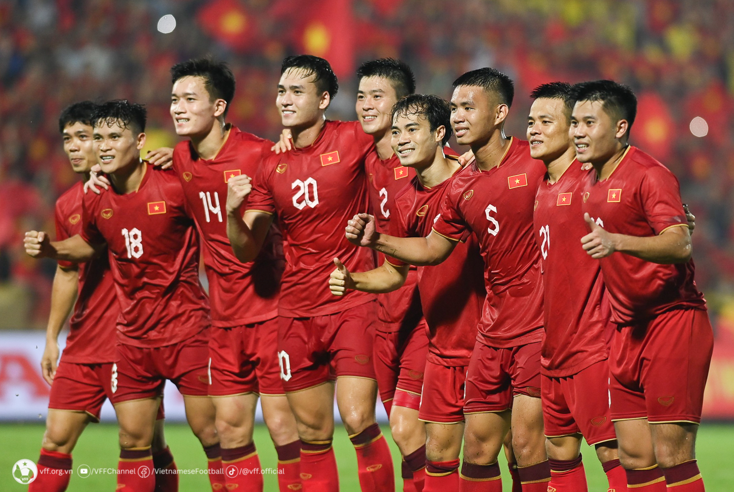 Tin bóng đá sáng 3/11: Đội tuyển Việt Nam đón tin dữ; Rộ mức lương 'siêu khủng' của HLV Gong Oh-kyun