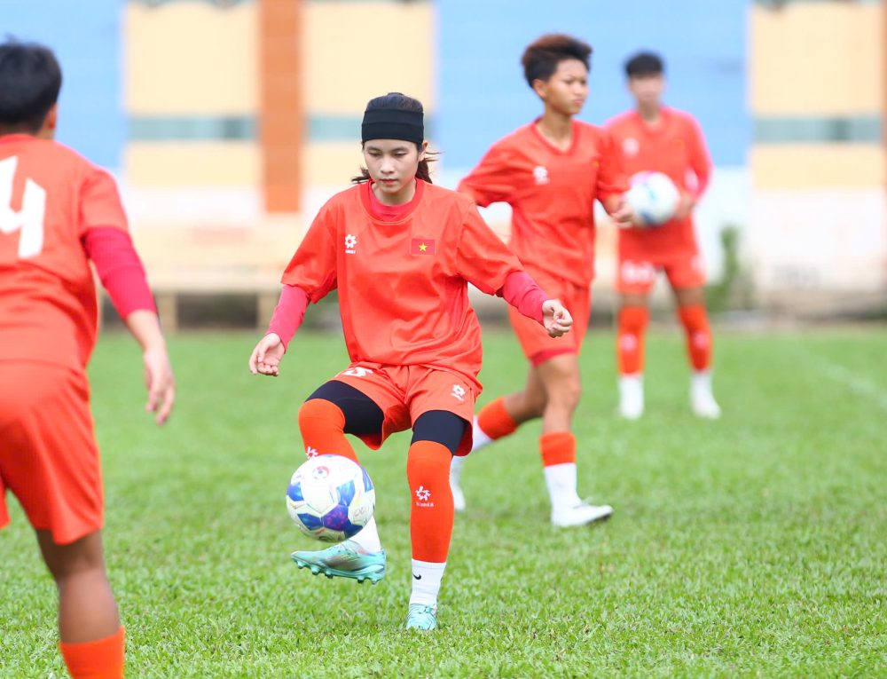 HLV Okiyama Masahiko: U19 nữ Việt Nam hướng đến chức vô địch - Ảnh 3.