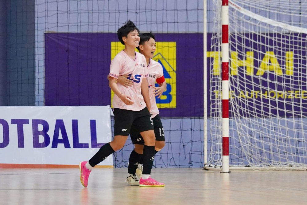 Ở trận đấu sau đó, bất ngờ xảy ra khi Hà Nội vượt qua Thái Sơn Nam TP.HCM với tỉ số 4-3, qua đó giành vị trí thứ 3 chung cuộc của giải.